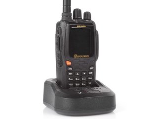 Wouxun-KG-UV8D-VHF-UHF-Dualband-Funkgeraet_b9.jpg
